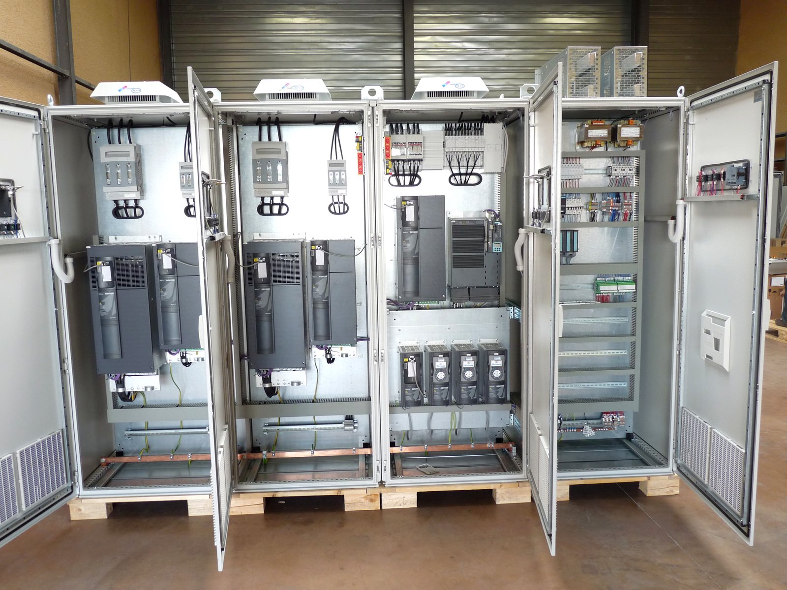 Multi-drive automation cabinets — Armco Tubi SAVILA